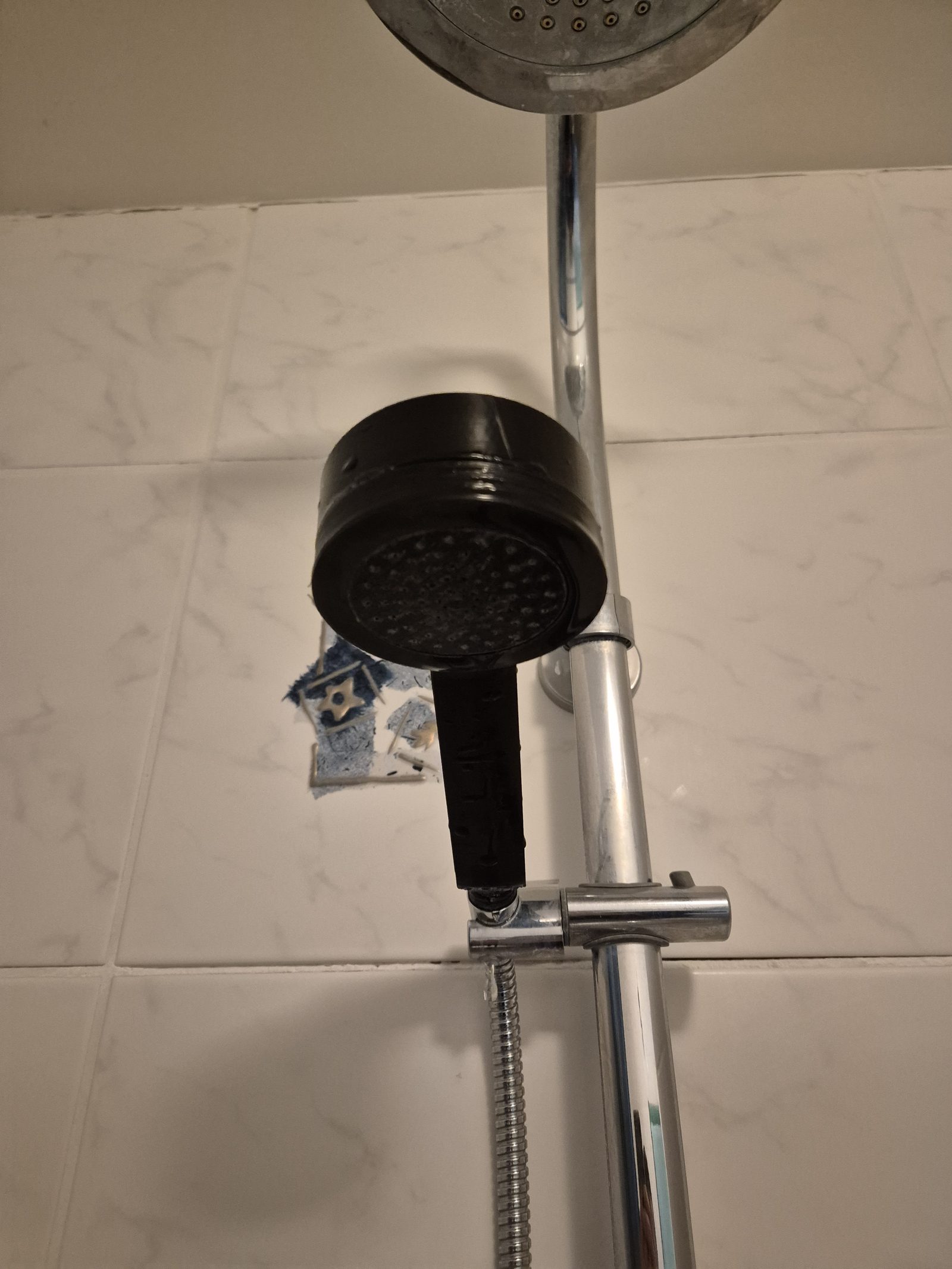 Pommeau de douche imprimé en place